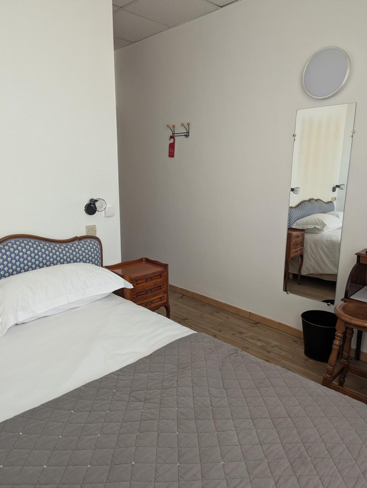 Hotel Du Parc Μοντελιμάρ Δωμάτιο φωτογραφία
