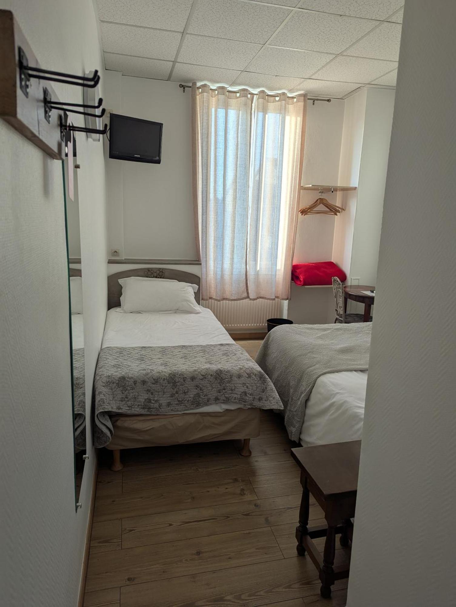 Hotel Du Parc Μοντελιμάρ Δωμάτιο φωτογραφία
